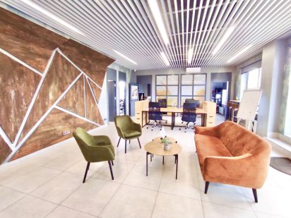 Продам офис в центре с  арендатором терасой  ремонтом жк Дельмар Люкс Дніпро