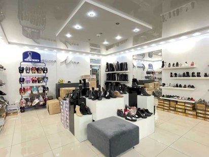 Продаж комерційного приміщення, магазина  на верхньому Шуварі Львов