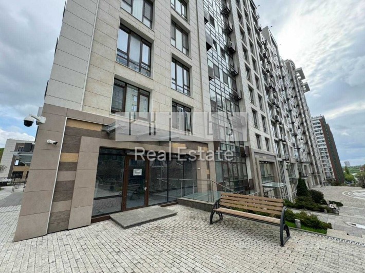 Продаж приміщення 198.4м2, ЖК Бульвар Фонтанів, вул. Сапере поле, 5 - фото 1