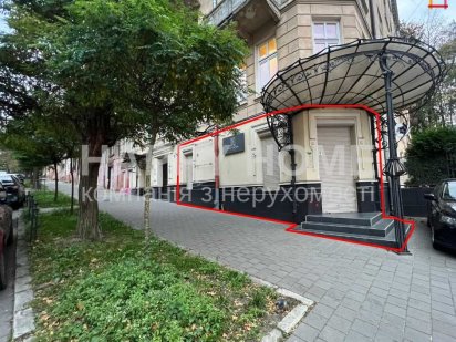 Продаж приміщення, 61 м2, фасадний вхід, ремонт, вул. Героїв Майдану Львів