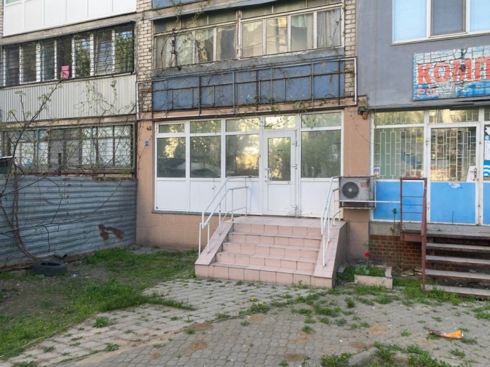 Продажа помещения пр.Центральный/3-я Слободская 26м 16000$ - фото 1