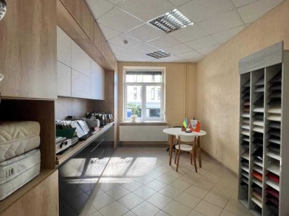Продаж приміщення з ремонтом, вулиця Героїв УПА Львов