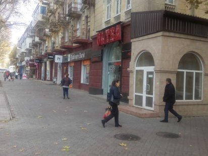 Соборная 350 кв.м. цоколь бойкое место цена 210 тыс.у.е. Миколаїв