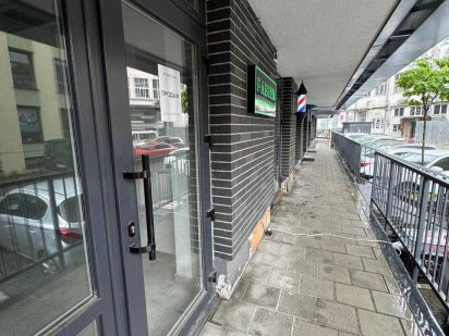 Продаж комерційного приміщення по Вул. Героїв Упа 73 з ремонтом Львов