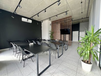 Продаж комерційного приміщення вул.Малоголосківська Львів