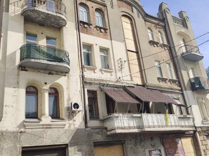 Продажа комерческого помещения пер. Слесарний, ТРЦ Никольский Харьков