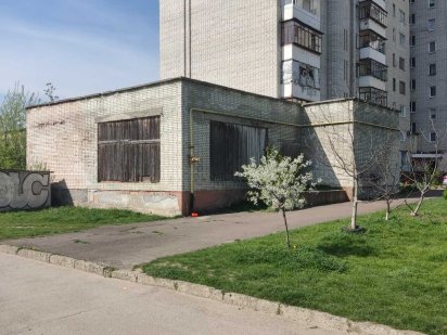 Продаж Порічкова 15а приміщення 367м Львів