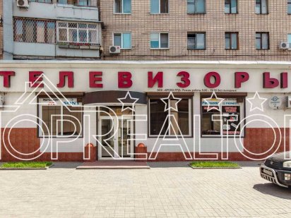 Продаётся  нежилое помещение 308 кв. м. Гимназийная набережная 18. Харків