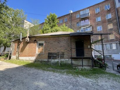 Здание под реконструкцию центр Харьков