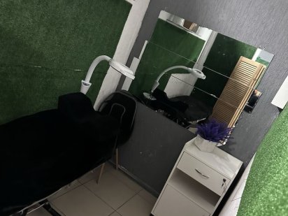 Оренда облаштованих кабінетів  у студіі краси в центрі міста Александрия