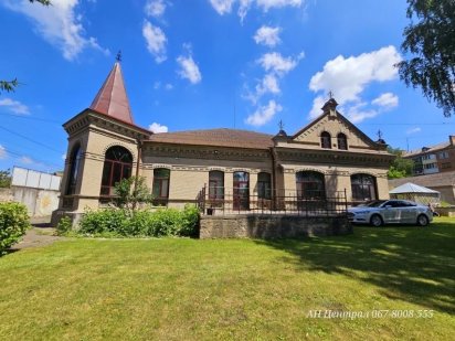 Оренда центр 302 м2 та склад 89 м2. Бердичів