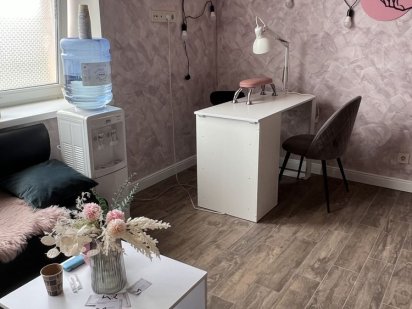 Оренда робочого місця майстра манікюру/педикюру,ціна вказана за місяць Боярка