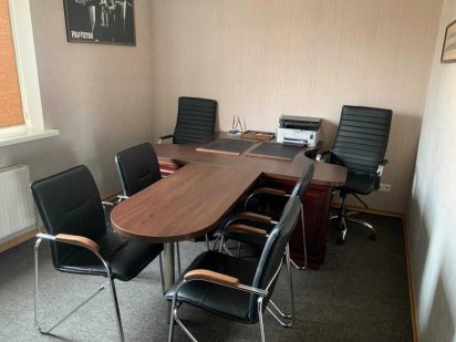 Оренда під Офіс Гараж СТО 300м2 + 150м2 цоколь  в ГК Джерело Боярка Боярка