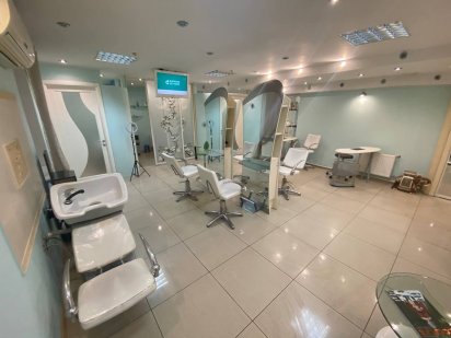 Здам діючий бізнес-"Салон краси" Боярка