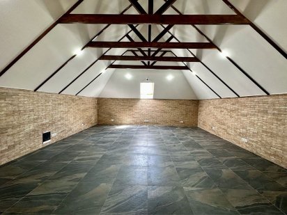 Без комісії. Приміщення для бізнесу на масиві