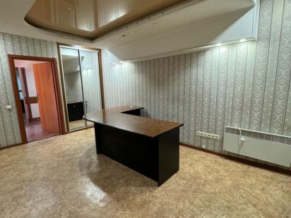Оренда/продаж офісу з АО та ремонтом, центр міста, БЕЗ КОМІСІЇ Каменское