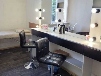 Сдам в аренду место/ кушетку, зеркало / кушетка+зеркало Кам'янське