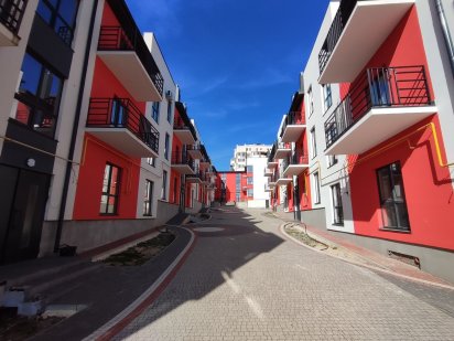 Оренда фасадного приміщення, частк. ремонт, літній майданчик Гостомель