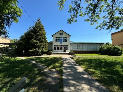 Оренда торгових площ в м. Дубно, військове містечко. Дубно