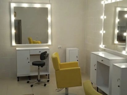 Оренда перукарського крісла в салоні краси Дрогобыч