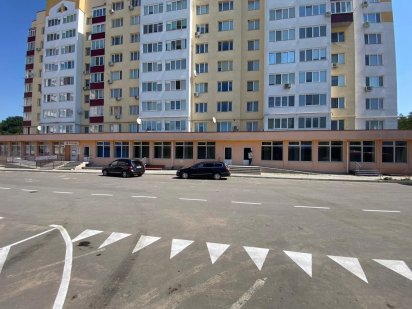 Оренда комерційного приміщення 750кв.м, вул.Князів Кориотовичів 25/11 Кам'янець-Подільський