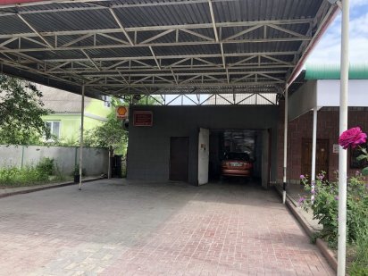 Здам в оренду діючий Шиномонтаж з обладненням по вул. Чехова, 15 Кам'янець-Подільський