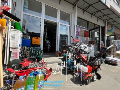 Здам комерційне приміщення в центрі ринку!! Кам'янець-Подільський