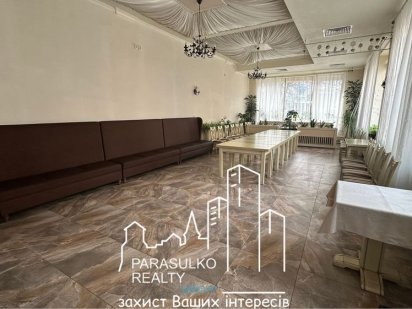 Здам в оренду фасадне приміщення з ремонтом Кам'янець-Подільський