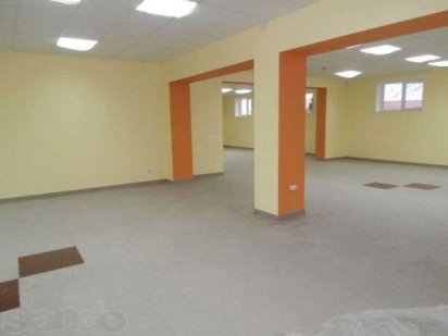 НЕДОРОГО. Приміщення 318, та 165 (52+58+55) м. кв. в центрі Коломия