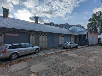 Приміщення СТО Яма, Підйомник Коломия