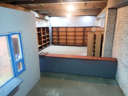 Склад / магазин (ул. Дружбы)  150 кв.м., так же есть склад 350 кв.м. Краматорск