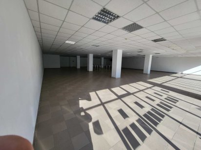 оренда центр міста 1й поверх Лозова