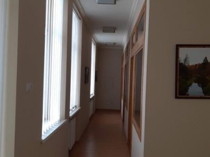 Здам в оренду офісне приміщення у Мукачеві, пл. Кирила і Мефодія, 23 Мукачево