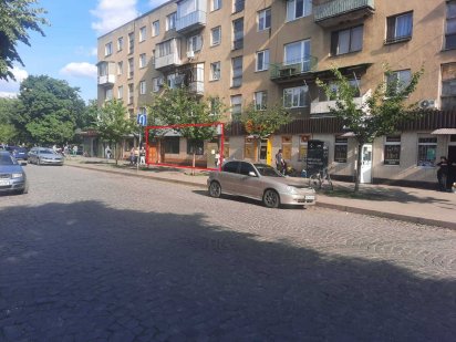 ФАСАД! Трафік!! Поруч АНЦ, Аврора, AЛМА. Вул.Закарпатська 2. Мукачеве