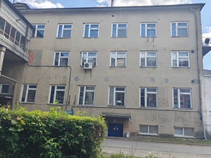 Здається  приміщення в оренду 212кв.м. та офіс. Мукачево