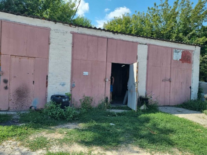 Здаємо в оренду три гаражі в м. Обухів під СТО, виробництво, склад - фото 1