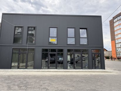 Продам торгово офісні площі, центр міста Стрия Стрый