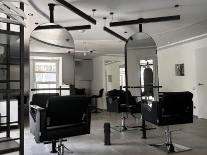 шукаємо майстрів в салон краси same ti Умань