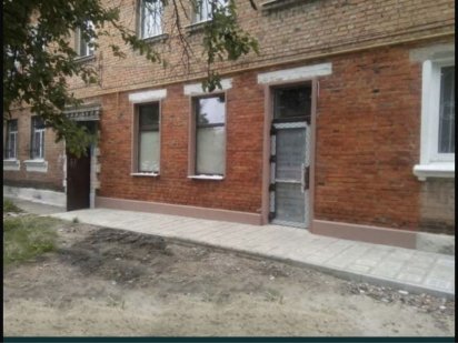 Сдаем помещение в центре на 1 этаже напротив рынка Чугуев