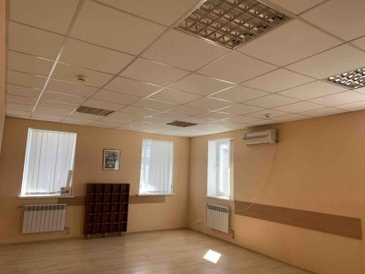 Офісне приміщення в оренду,  Світло не вимикають! Хмельницький