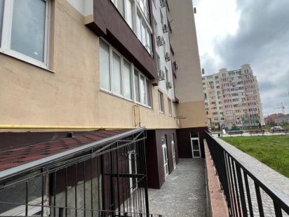 ЗДАМ.ПРОДАМ.Комерційні приміщення .м.Южне від  120 ГРН Южное