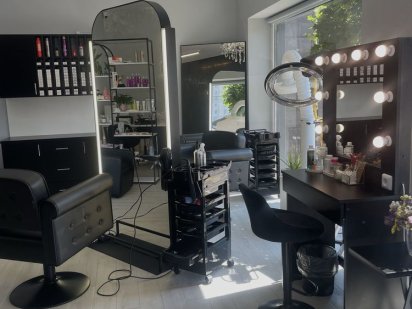 Оренда місця реконструкція волосся Буча