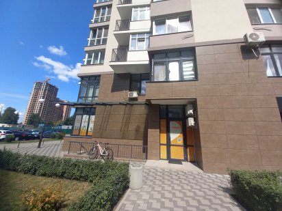 Лісовий квартал здам чудове комерційне приміщення ремонт 1 п 71,4 м2 Бровари