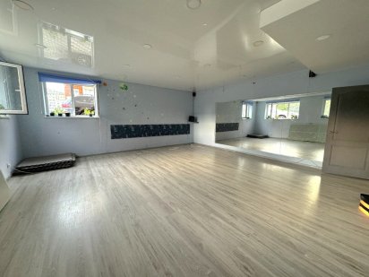 Оренда Фасадне Приміщення в ЖК Вишнева Оселя Вишневое