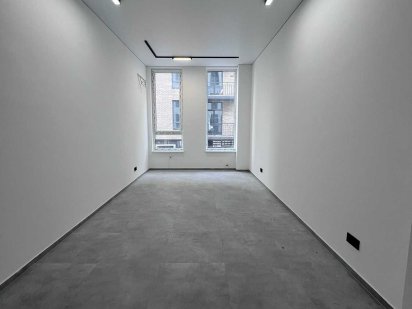 Оренда офісу 59 кв. м з вікнами та кондиціонером в IQ center Хмельницкий