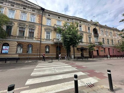 Центр, приміщення в оренду, 46 метрів, 15кіловат світла, після ремонту Ивано-Франковск