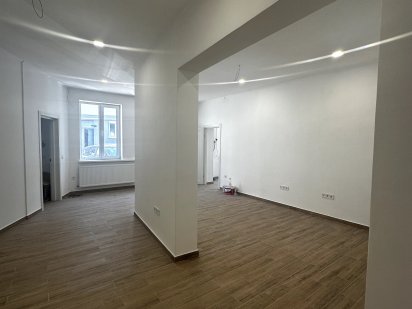 Оренда приміщення 74 м2 біля стометрівки Івано-Франківськ