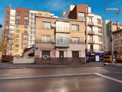 Оренда фасадного приміщення Івано-Франківськ