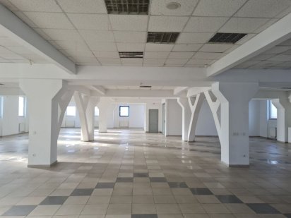 Оренда приміщення в центрі міста 450 м2 Івано-Франківськ