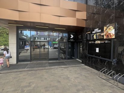 Сдаетеся помещение фасад Сильпо Центральный парк Ірпінь